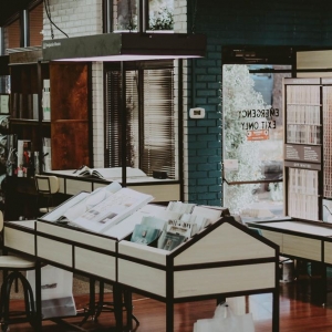 Photo of Dages Hikes Point Paint & Wallpaper East