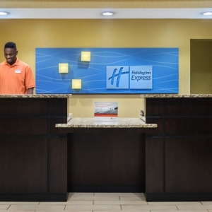 Photo of Holiday Inn Express Charleston-Civic Center