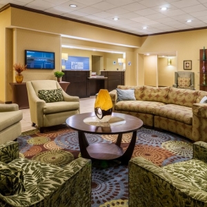 Photo of Holiday Inn Express Charleston-Civic Center