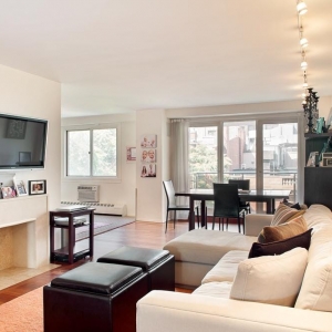 Photo of New York Floorman