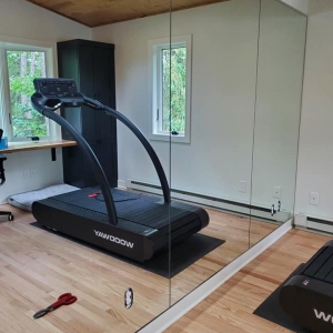 Photo of Custom Glass & Screen