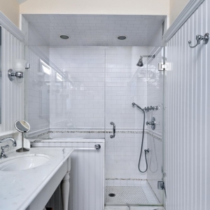 Photo of New York Shower Door