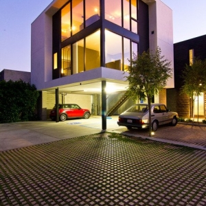 Santa Monica Permeable Driveway Solutions