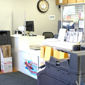 Photo of Manhattan Express Shipping