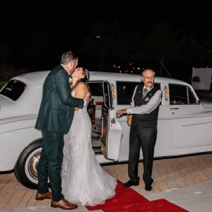 Santa Clara Elegant Journey Limousine