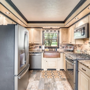 Photo of Susannah Fielder -Â McKee Realty