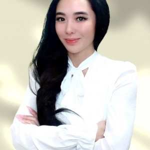 Photo of Cindy Nguyen - Realty Mark