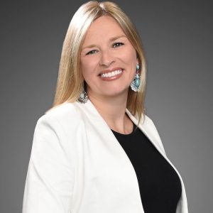 Photo of Stephanie Lucas - Keller Williams Hoover