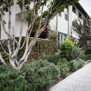 Photo of Mission Hills Commons Apartments