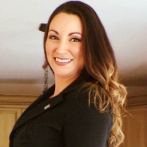 Photo of Jennifer Tellez Realtor