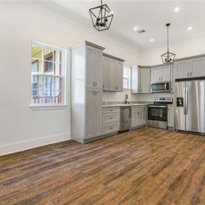 Photo of Dana Kampovsky - Reese & Company Real Estate