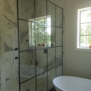 Photo of David Glass & Mirror