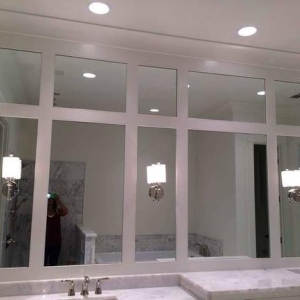 Photo of David Glass & Mirror