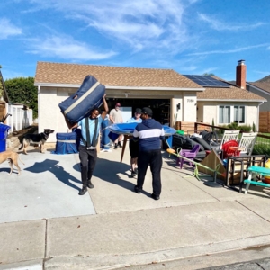 Photo of Awesome Movers