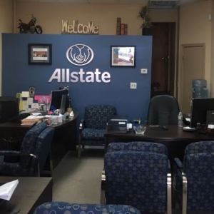 Photo of Allstate Insurance: Nicole Guzzone