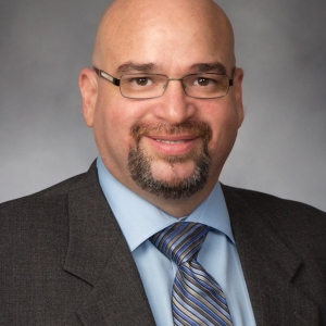 Photo of Alejandro Fuentes - COUNTRY Financial representative