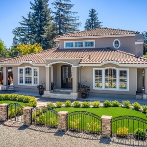Photo of Radha Rustagi - Keller Williams Cupertino