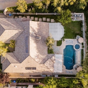 Photo of AV Roofing & Construction