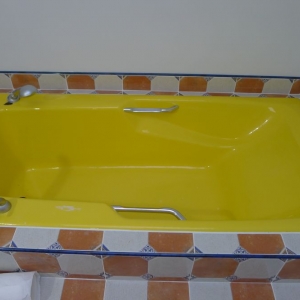 Photo of Splash Reglazing