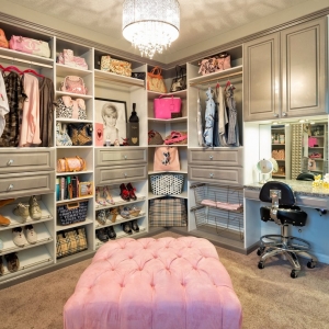 Photo of Closet Factory