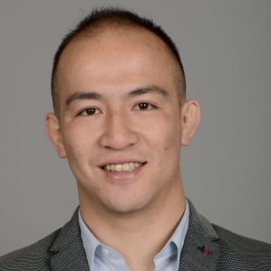 Photo of Dennis Li Real Estate