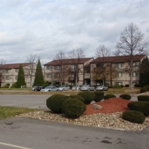Oakdale Hawthorne Manor