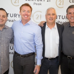 Los Angeles Century 21 Peak Woodland Hills