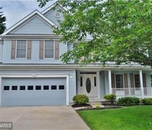 Photo of Heidi Weaver Realtor - Long and Foster