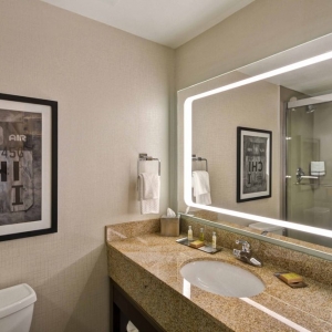 Photo of DoubleTree by Hilton Chicago Midway Airport