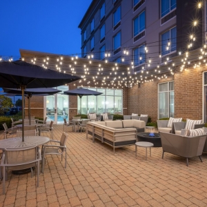 Photo of DoubleTree by Hilton Chicago Midway Airport