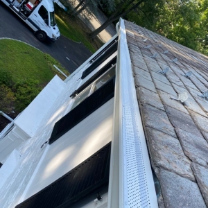 Photo of Pineda Seamless Gutters And Landscaping
