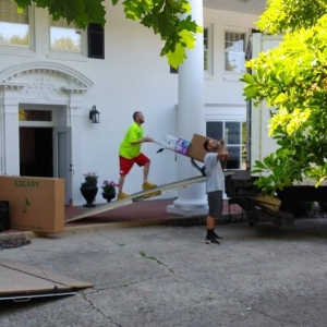 Photo of Above Average Moving
