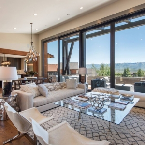 Photo of Bennett Lee Designs